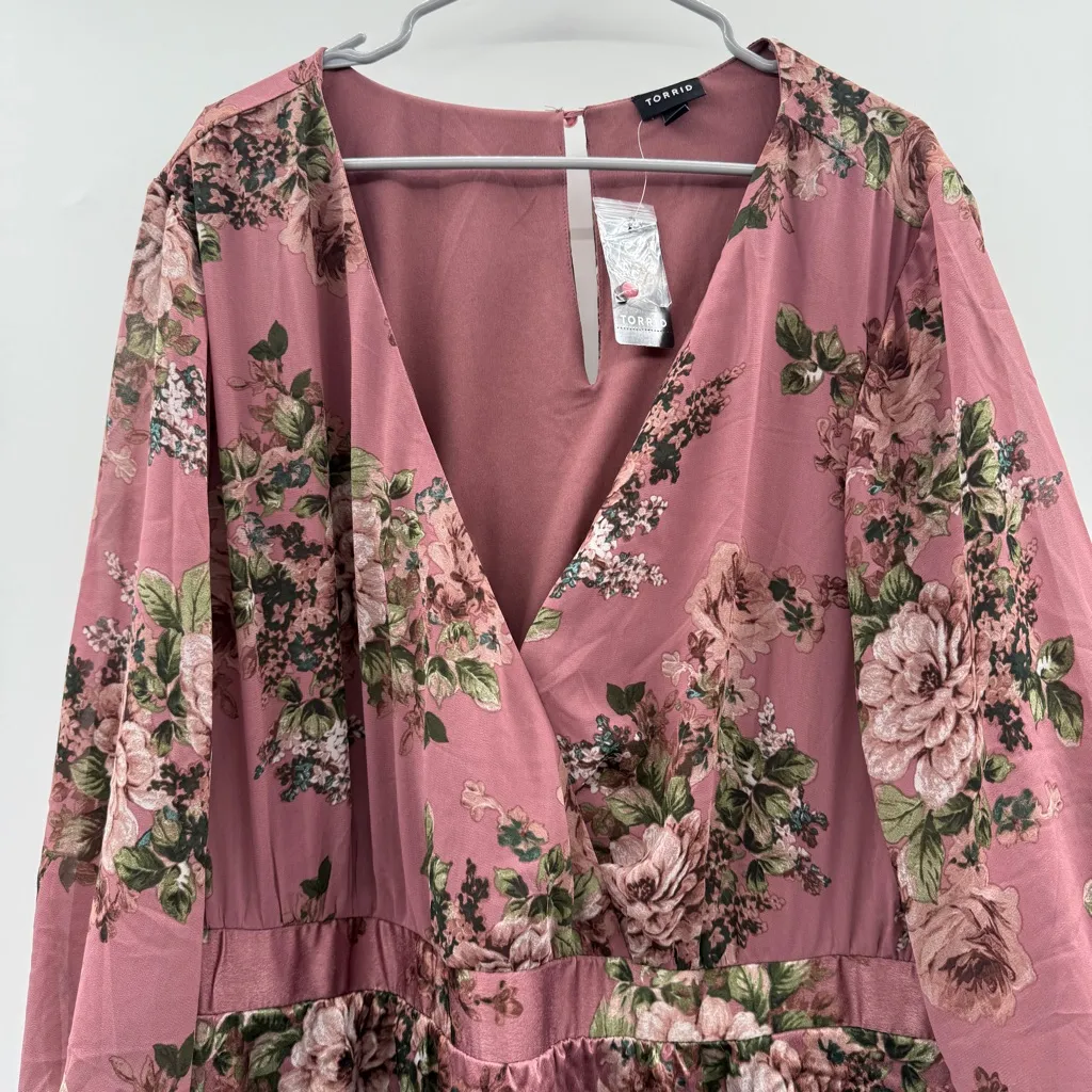 Torrid Mauve Floral Print Crossover Front Chiffon‎ 3/4 Sleeve Midi Dress 5X NEW - Image 3