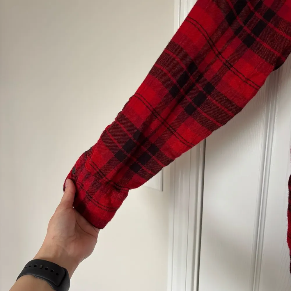 Lucky Brand Red and Black Plaid Flannel Shirt Size Large - Image 4