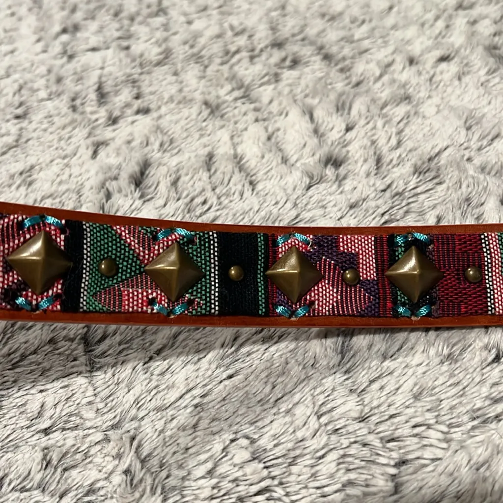 Angel Ranch western belt in size XL with metal detailing & southwestern pattern Brown - Image 6