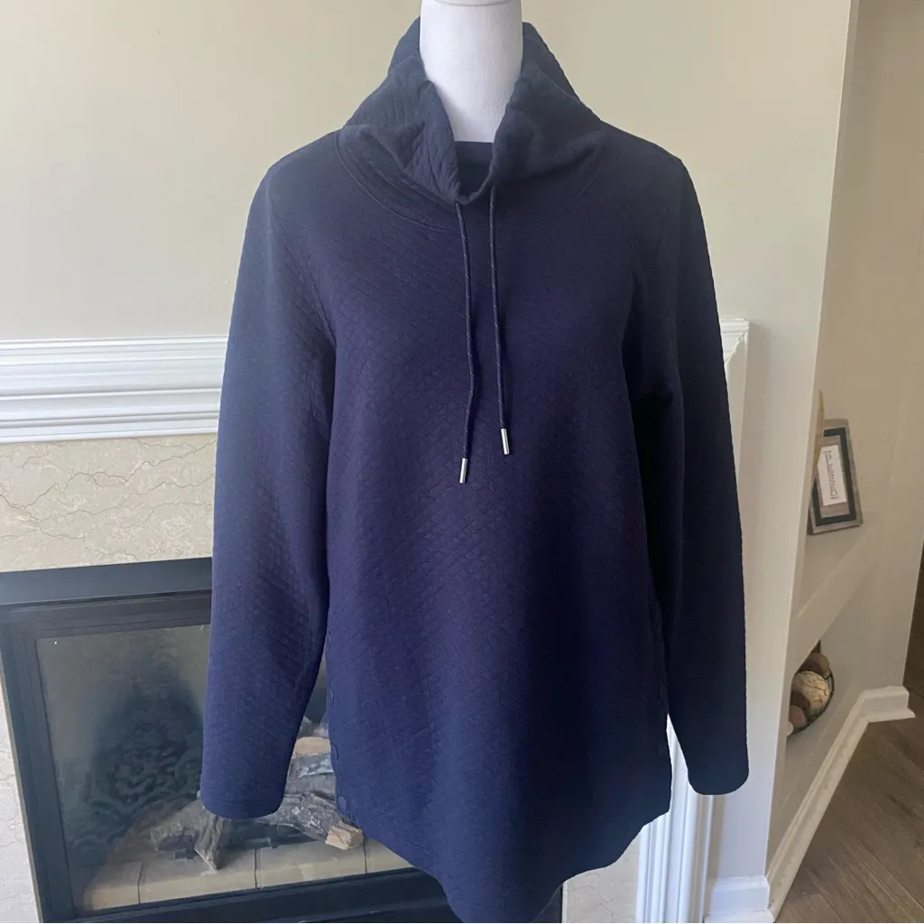 L.L. Bean Women’s Navy Pullover Cowl Collar Sweatshirt Size Small - Image 3