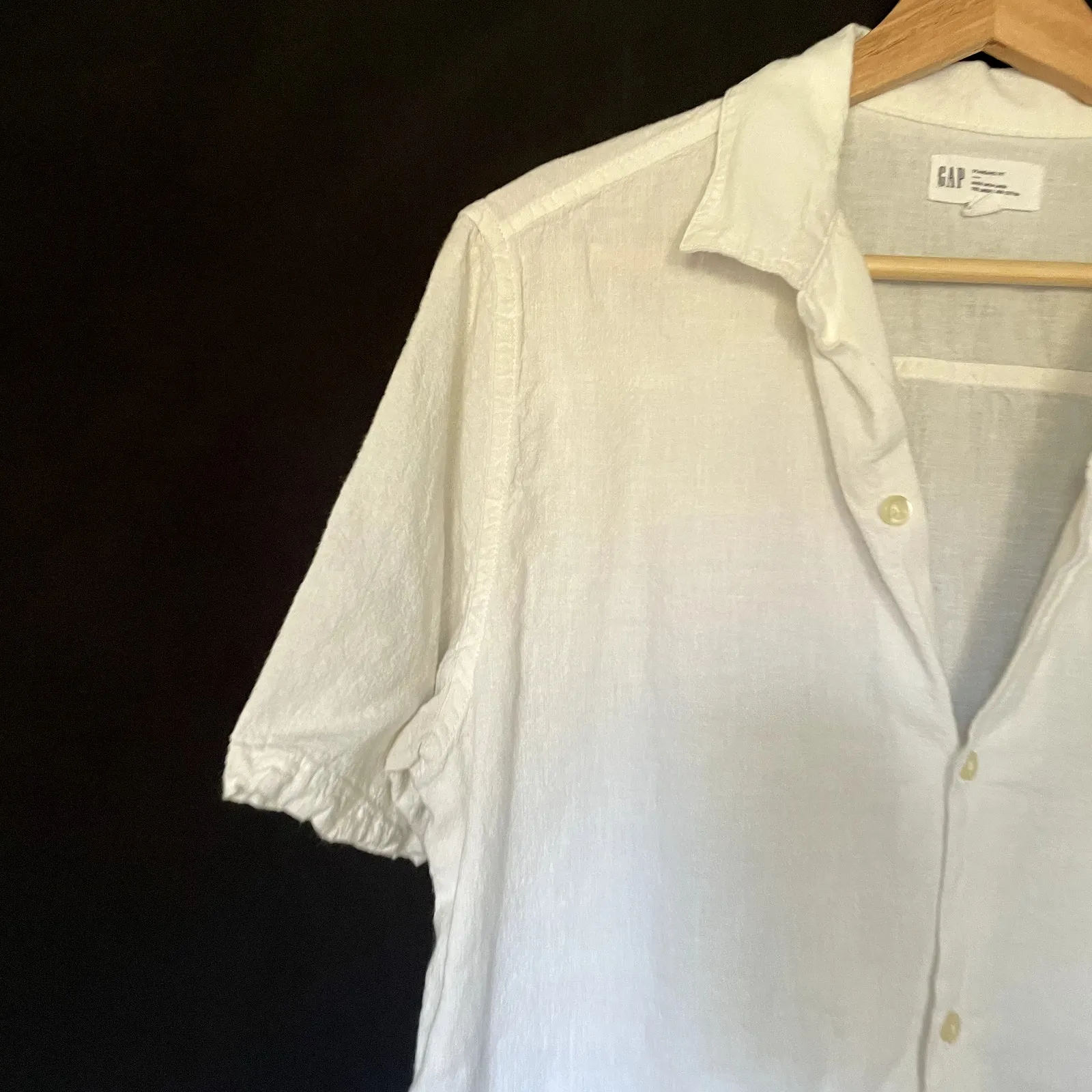 GAP linen cotton standard fit white short sleeved button down shirt women's S - Image 2