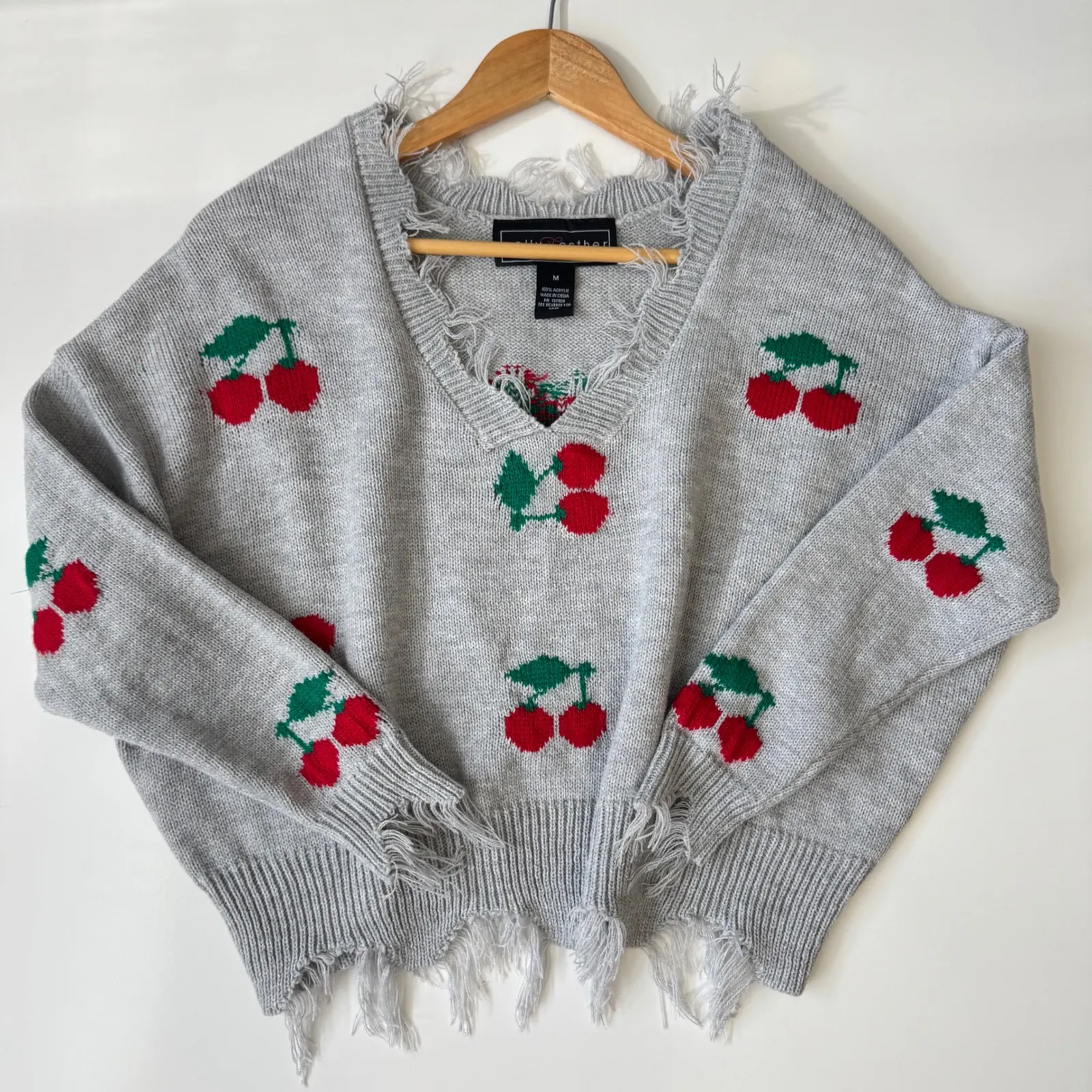 Polly & Esther Cherry Sweater‎ V Neck Knit Pullover Distressed Gray Medium - Image 2