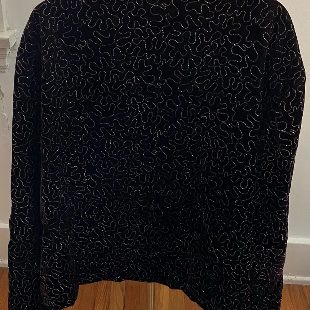 Maggie McNaughton vintage velvet maroon w/gold embroidery button up blazer 24W Red - Image 12