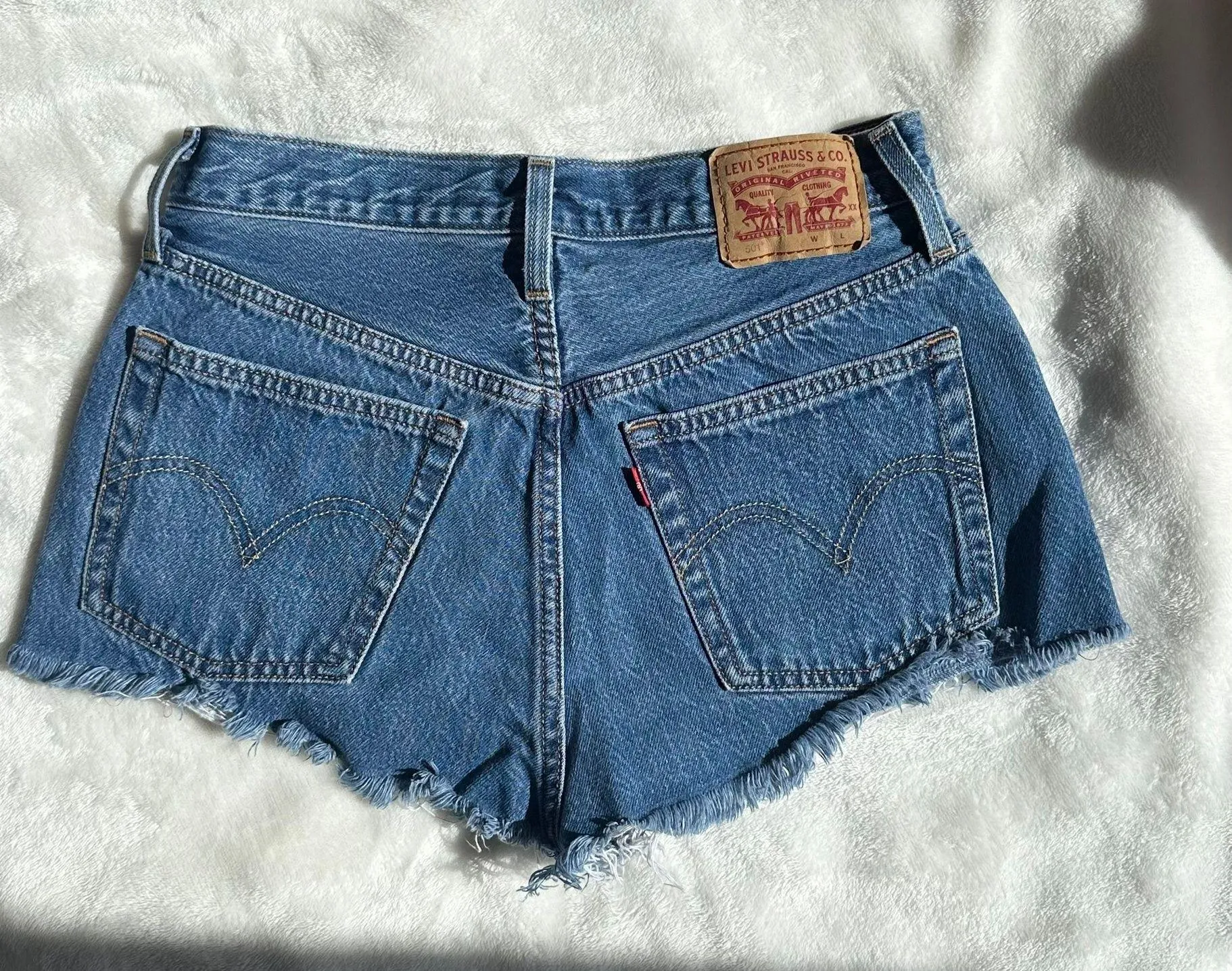 Levi’s 501 Shorts - Image 2