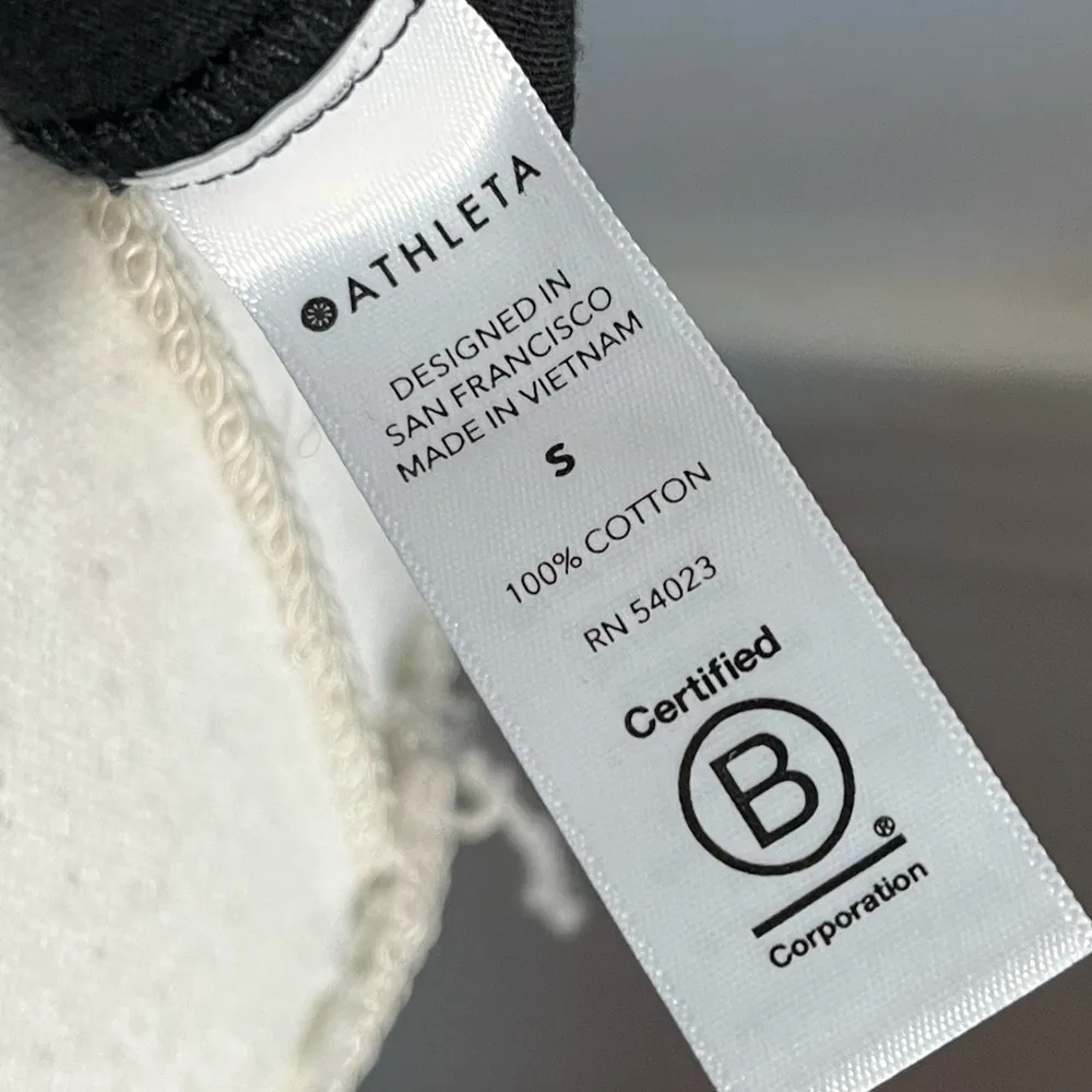 Athleta • Change The Game Black Short Sleeve Tee - Image 4