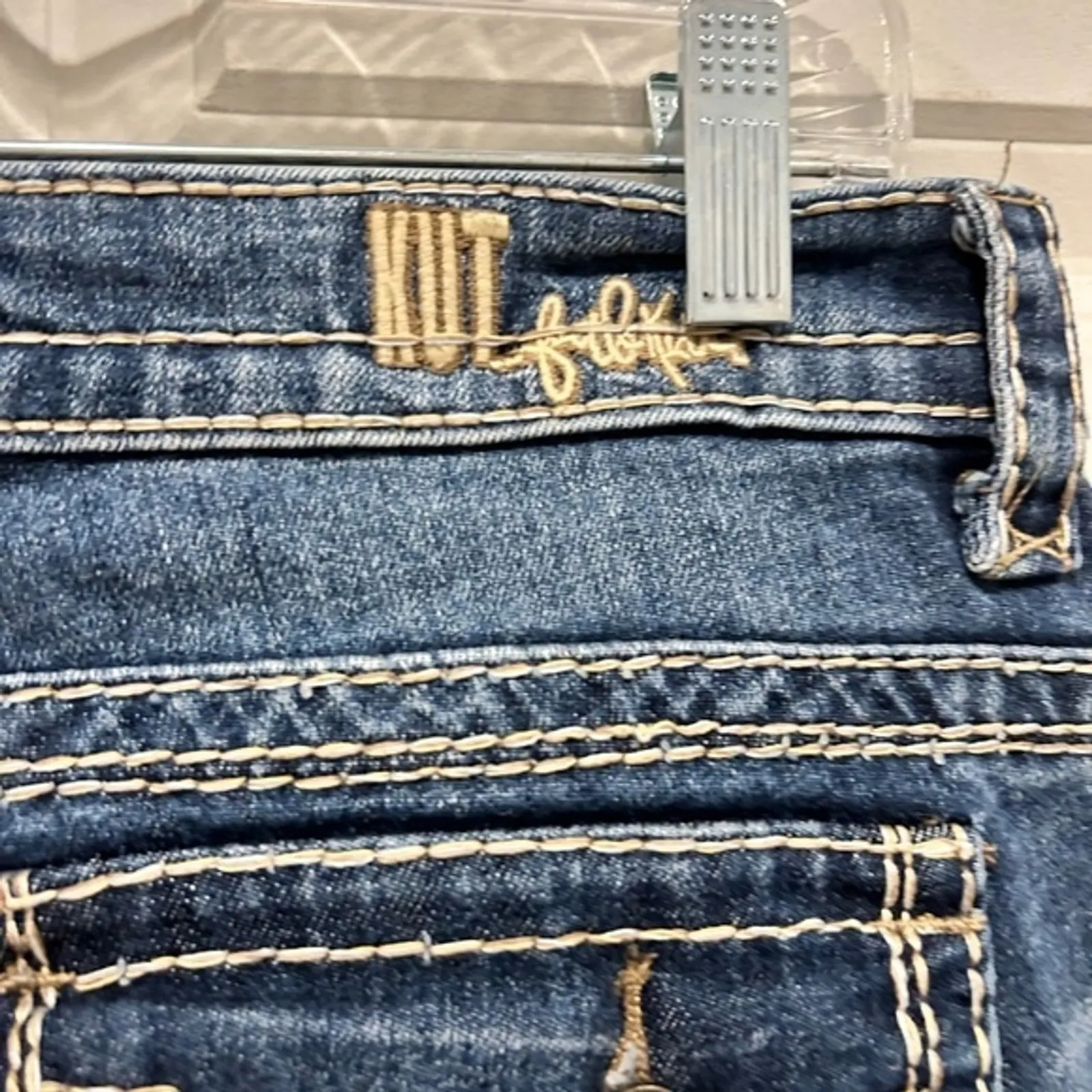 KUT from the Kloth Catherine Boyfriend Jeans Women's Size 6 Dark Wash Distressed - Image 12