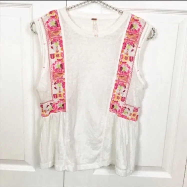 Free People Size XS White Cotton Embroidered Marcy Cut Sleeveless Tank‎ - Image 2