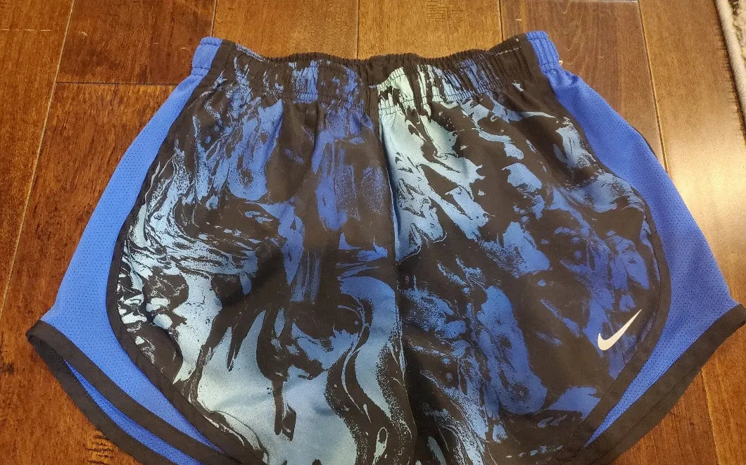 Nike Women's Dynamic Blue and Black Athletic Shorts Size Xs Running Shorts - Image 1