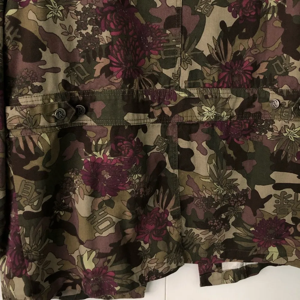 Roaman’s Floral Camo Print Denim Jacket Size undefined - Image 6