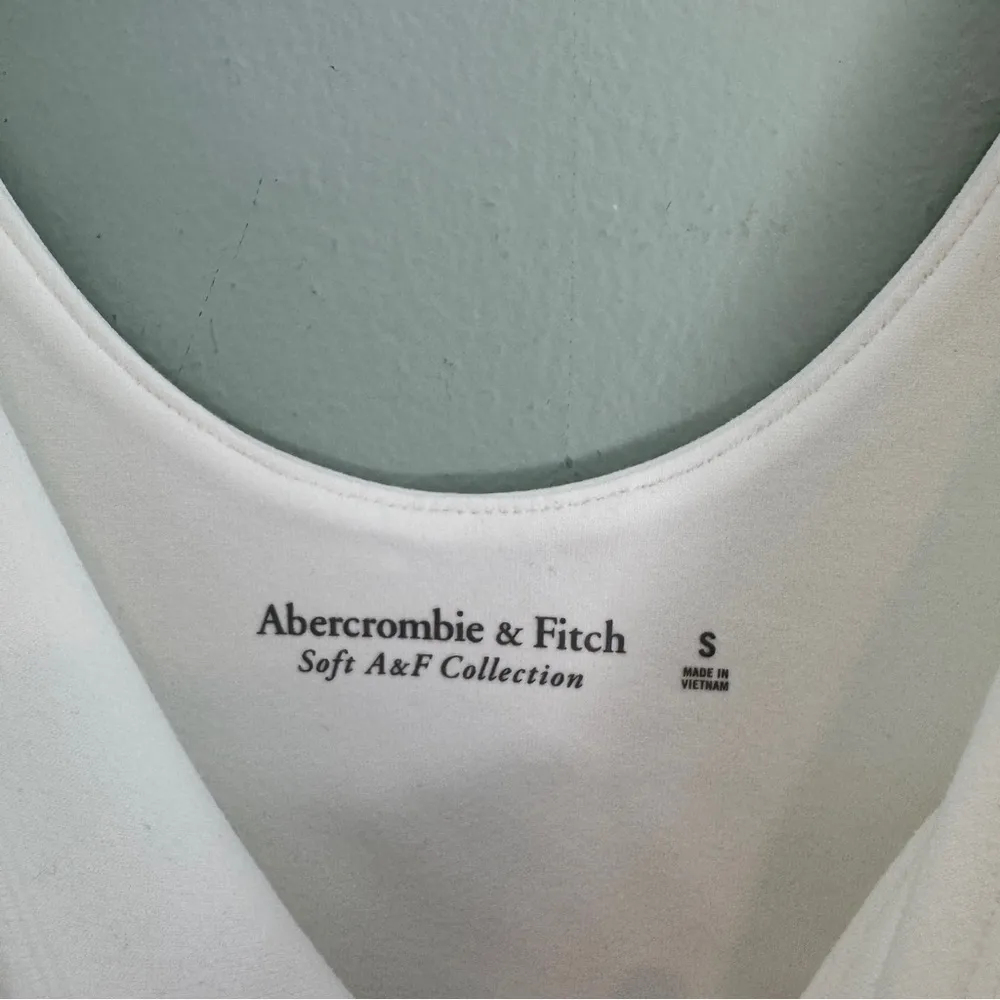 Abercrombie V-Neck Tank Bodysuit - Image 3