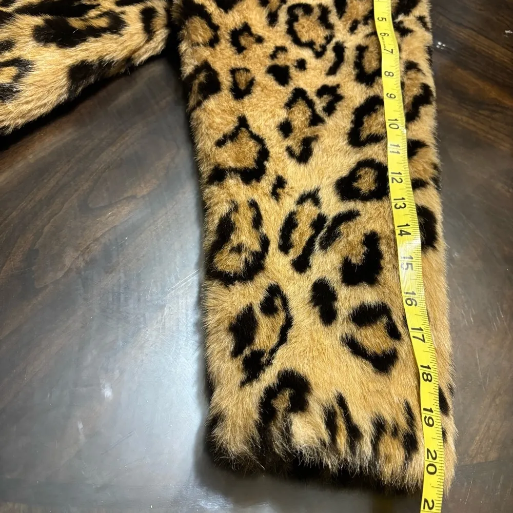 Vintage Made in the U.S.A. Animal Print Faux Fur Jacket! Black Size undefined - Image 8