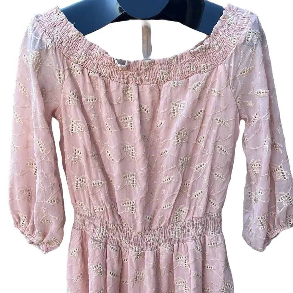 Astr on or off shoulder dress - Image 4