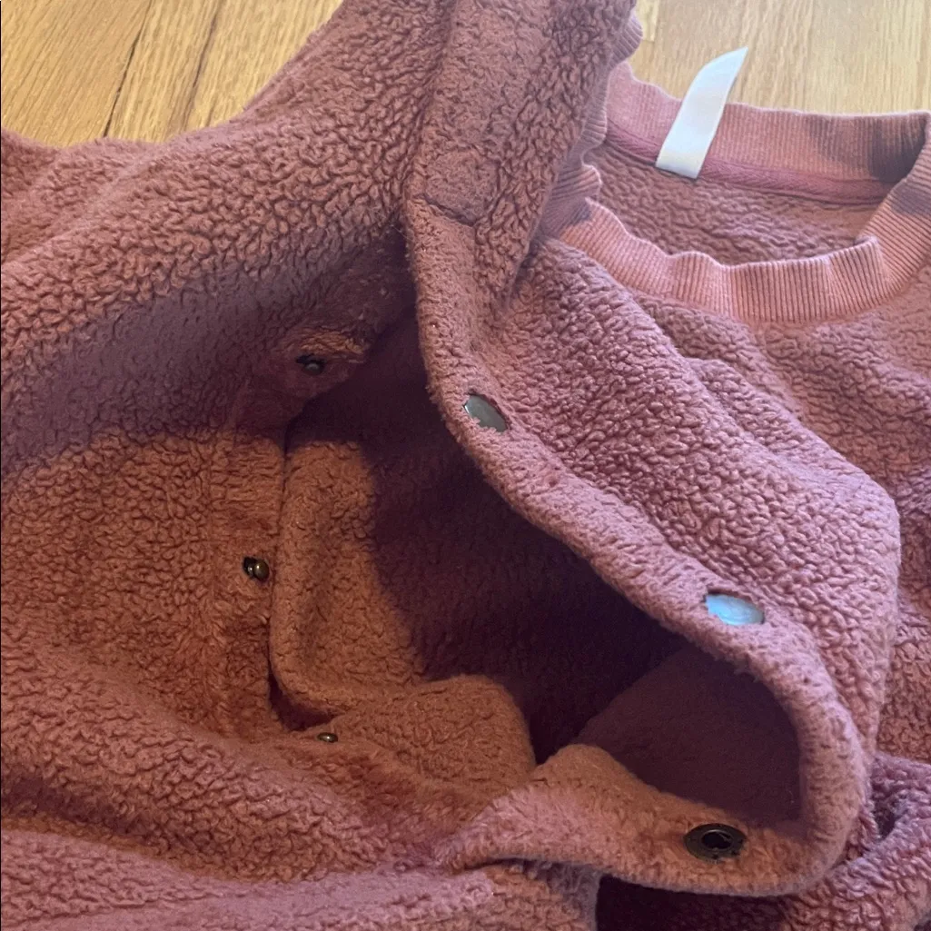 Latched Mama Mauve Breastfeeding Nursing Friendly Sherpa Sweatshirt Sz XS - Image 9