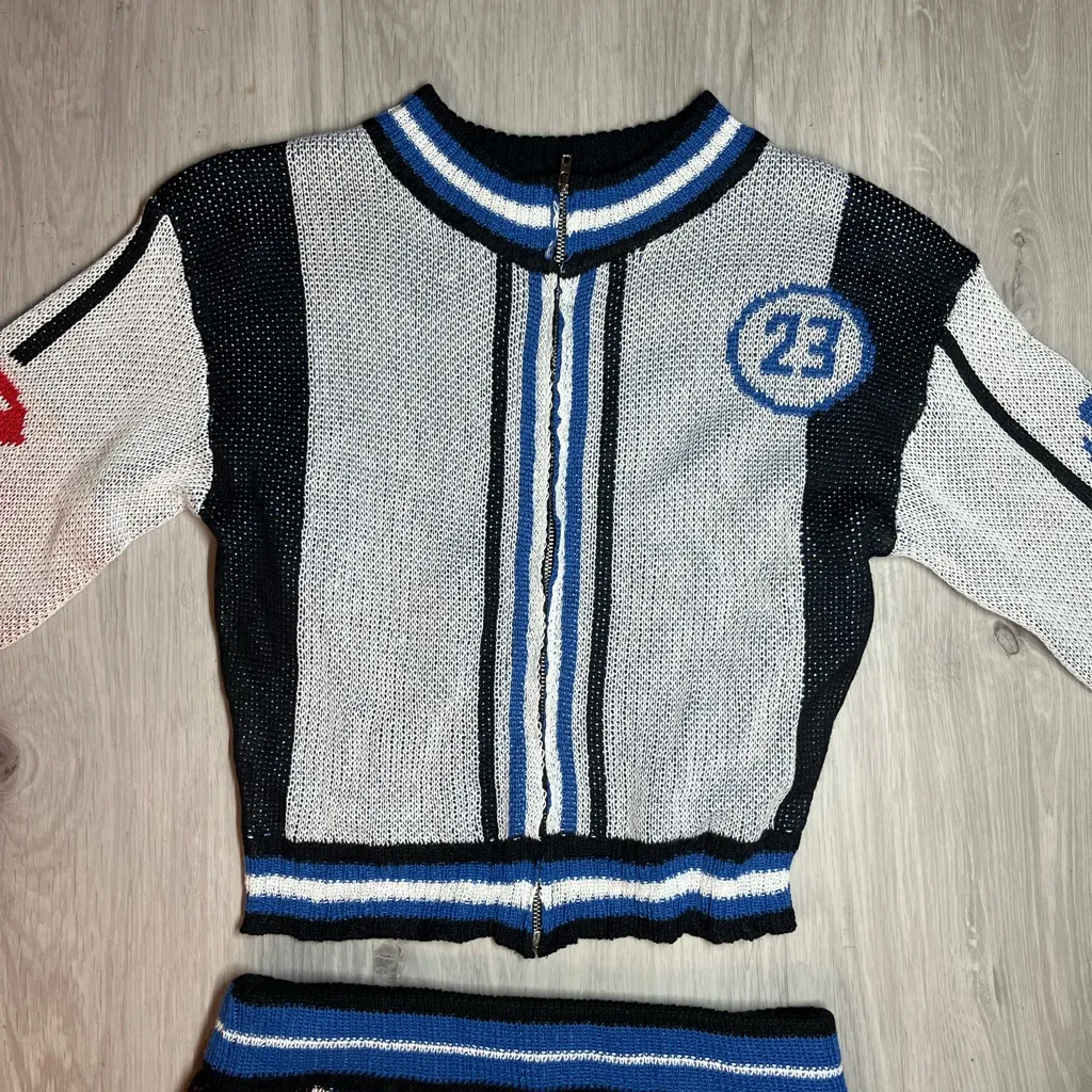 Hi Speed Sweater Skirt Set size (L)
Blue/combo Black Size L - Image 3