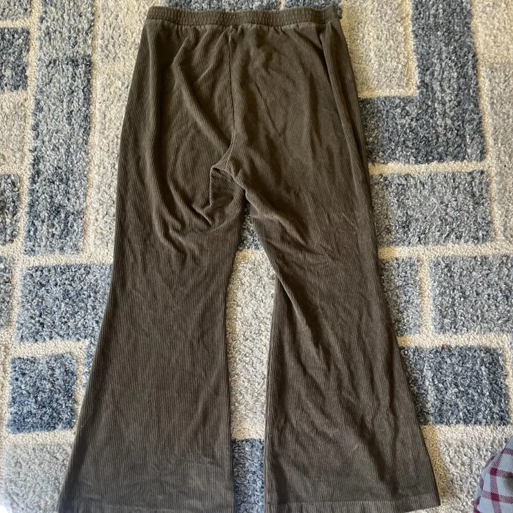 Aerie Corduroy Green Flare Pants Women's Size XL - Image 7