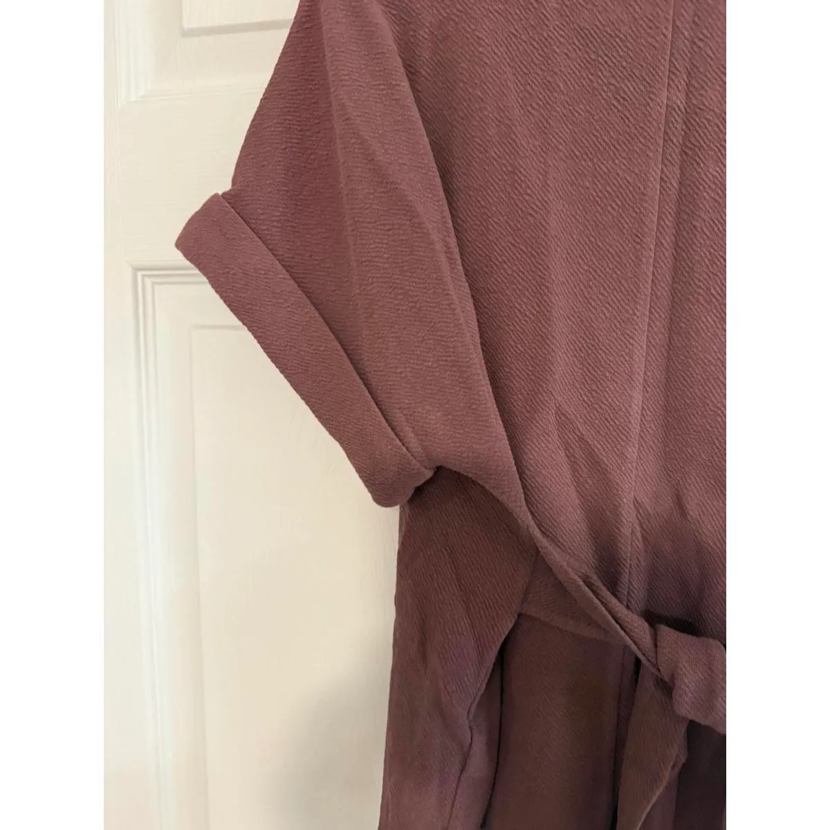 Express Women's Short Sleeve Textured Top, Size Small - Image 5