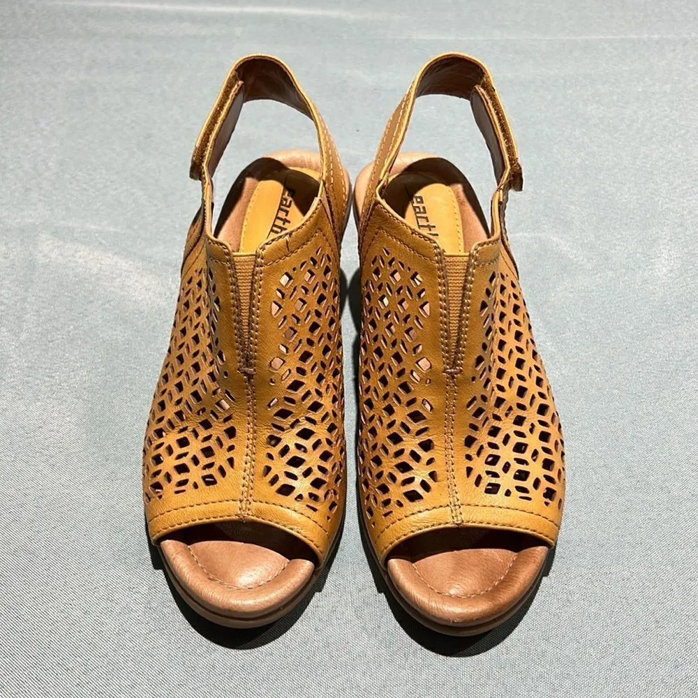 Earth Brand Cascade Leather Peep Toe‎ Wedge Sandal Perforated Size 6.5B B48 Yellow - Image 3