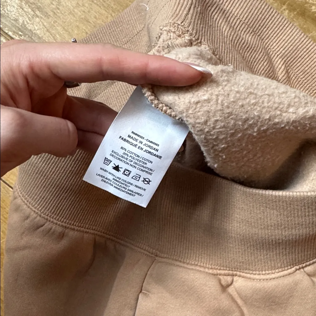 Nike  Women's High Waisted Beige Joggers Small - Image 6