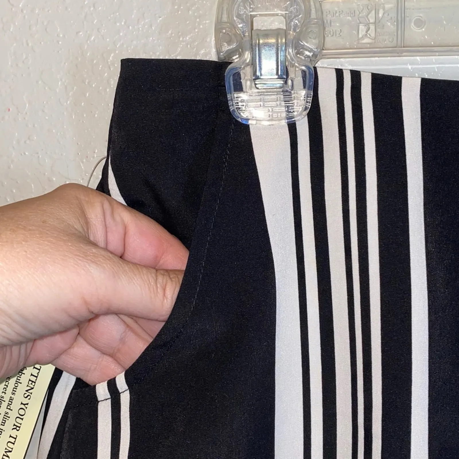 NWT Cato Black White Striped Skirt Size 8 Modern Chic Career Casual - Image 4