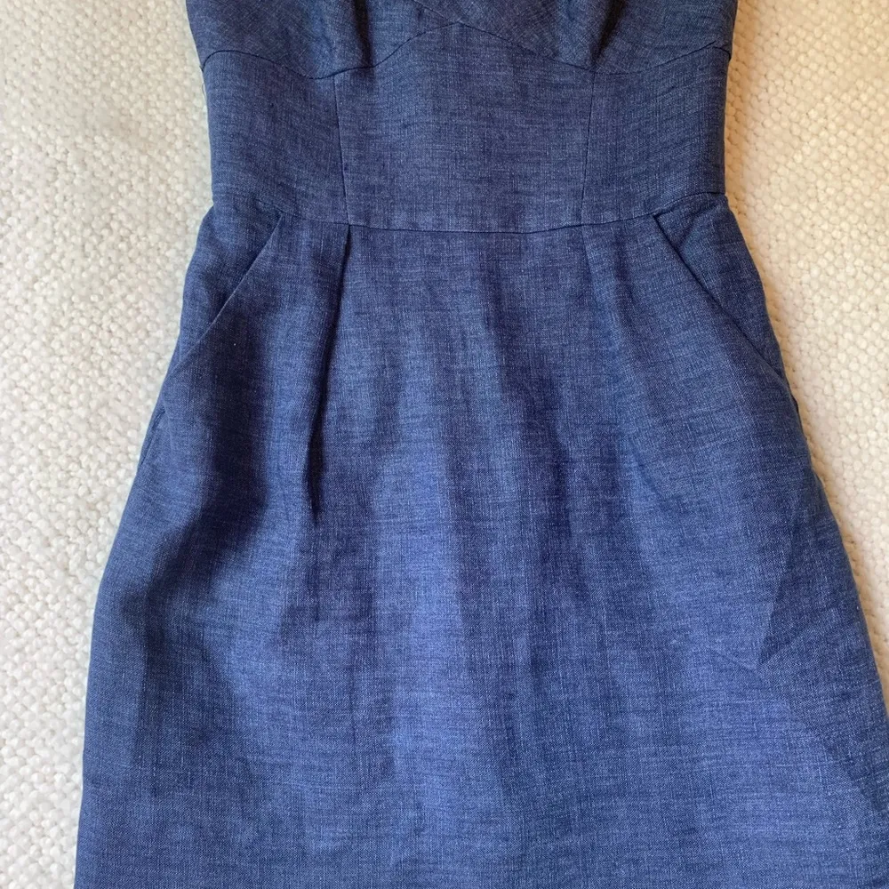 blue linen strapless mini dress - Image 2