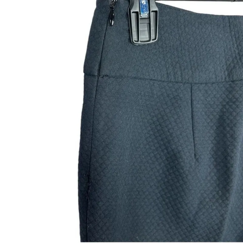 J. McLaughlin Quilted Cropped Pants Navy Black Size 8 - Image 9