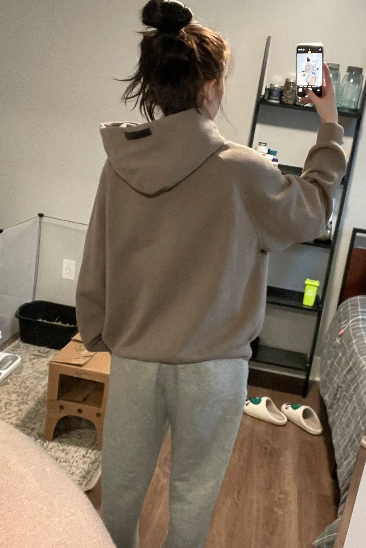 Fear of god Essentials Sweatshirt - Image 5