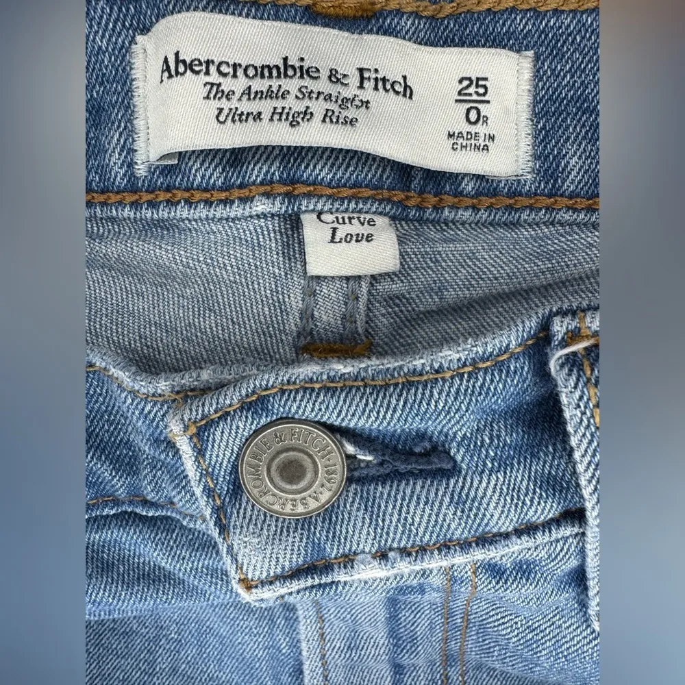 Abercrombie & Fitch The Ankle Straight Ultra High Rise Jeans Size 25 - Image 9