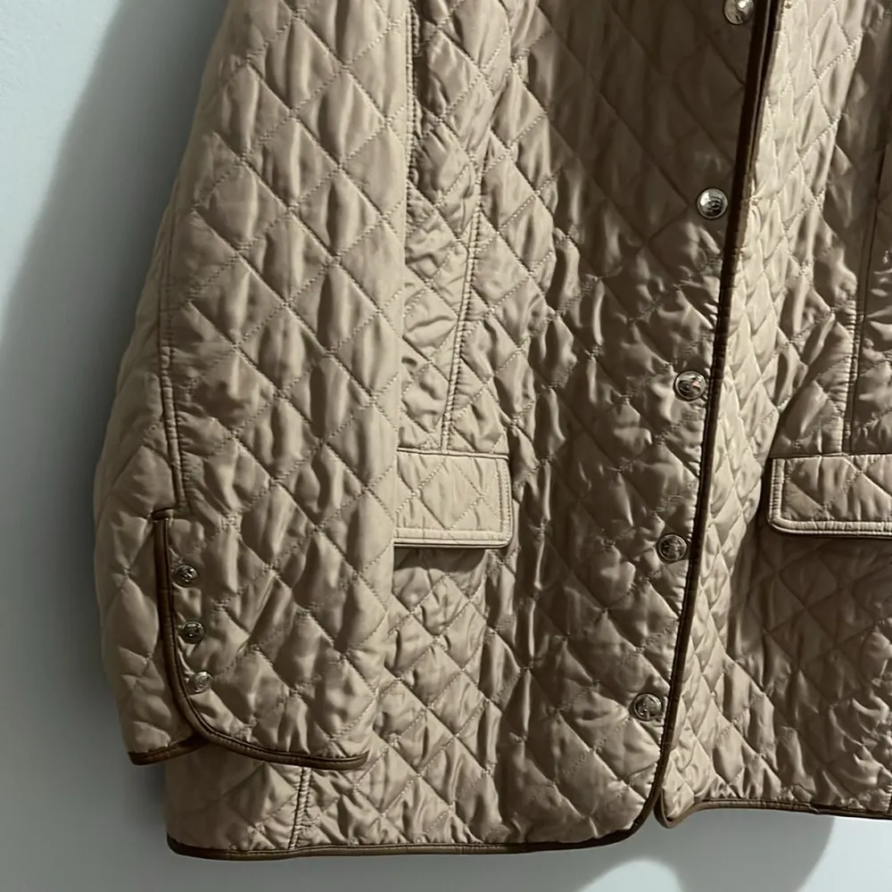 Chico’s Faux-Leather Trim Puffer Jacket Tan/Beige Button Down Jacket - Image 9