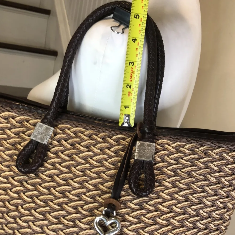 BRIGHTON Braided Straw Wicker Woven Brown Leather Top Handle Shopper Tote Charms - Image 6