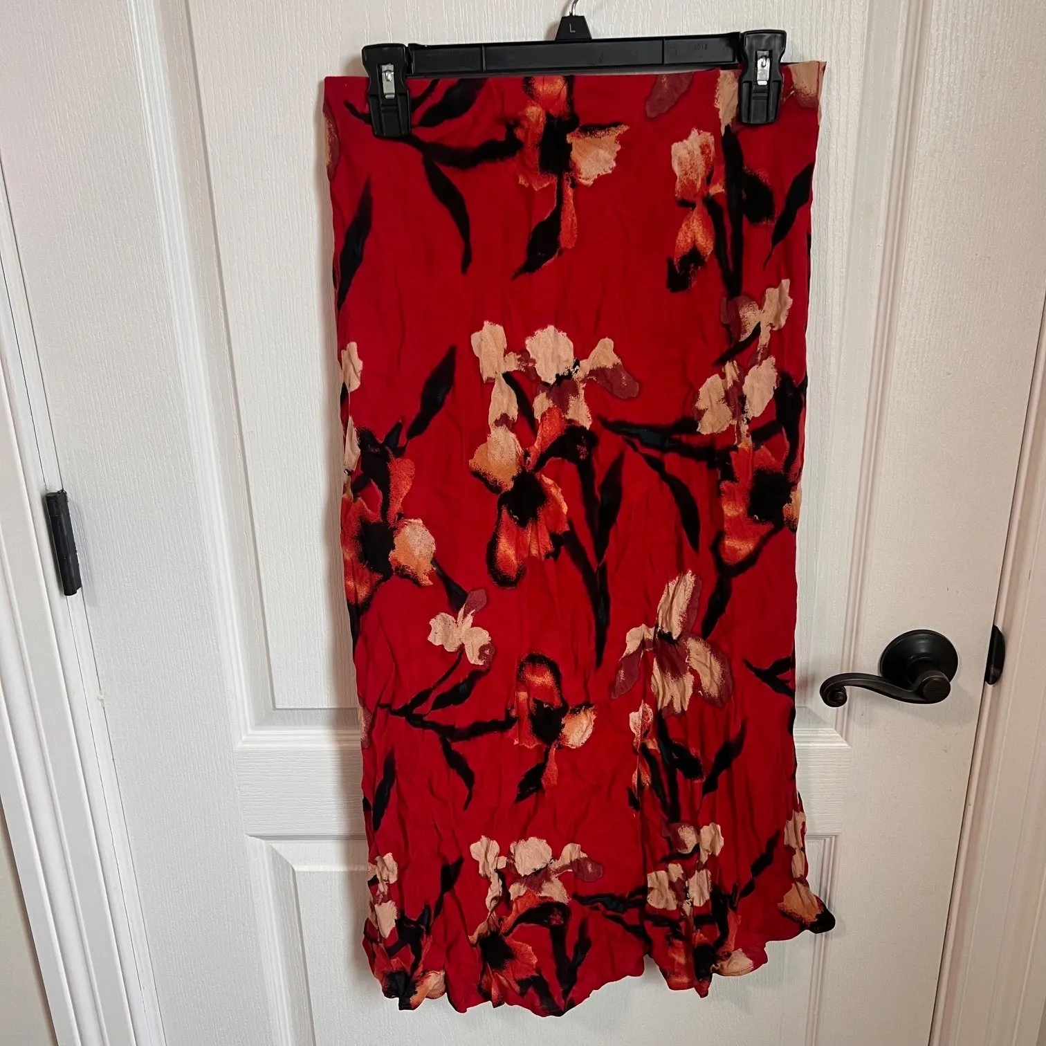 Band of the Free Womens Heart Beat Floral Midi Skirts Side Slit‎ Large Red NWT - Image 8