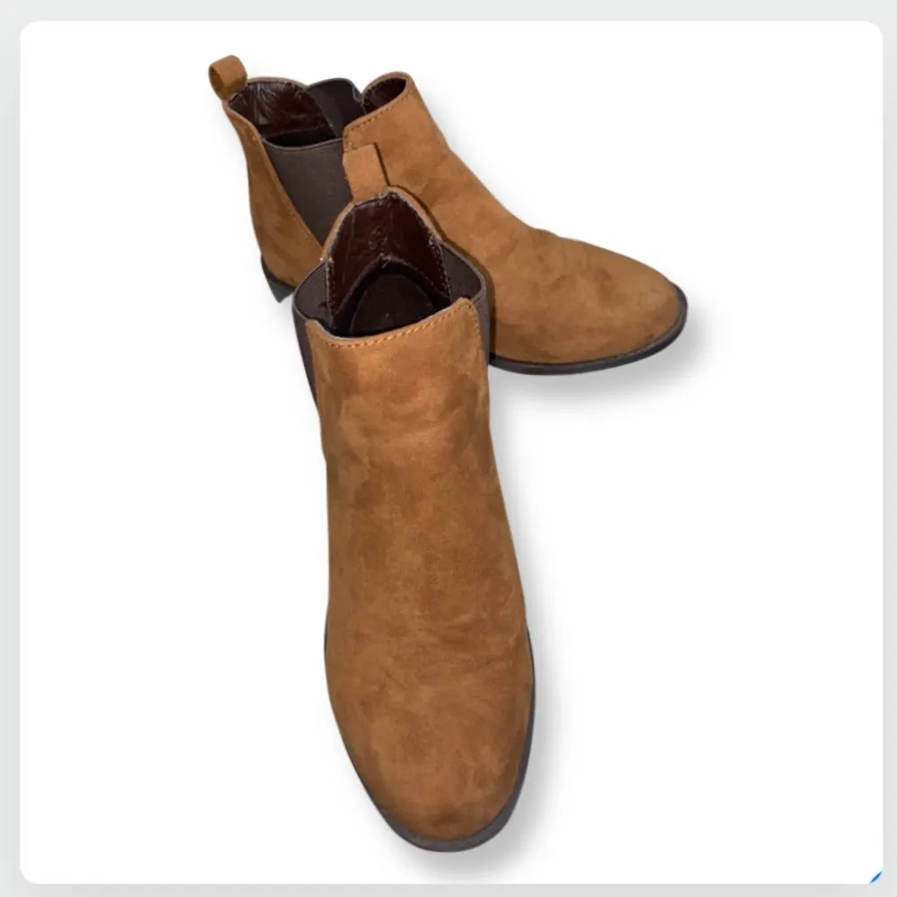 Atmosphere Suede Brown Ankle Boots - Image 2
