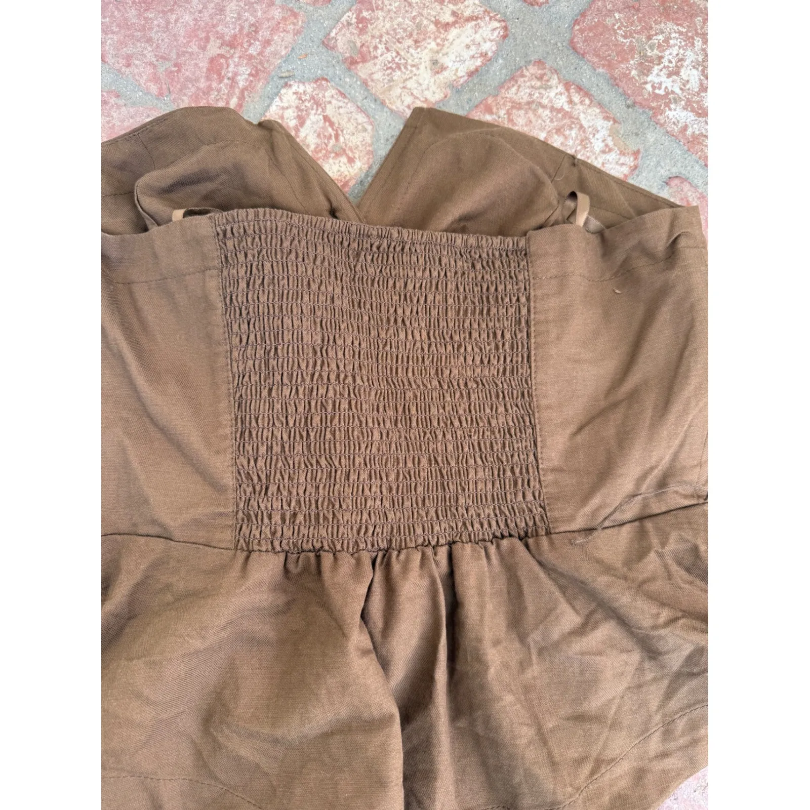 Free People Brown Sleeveless Top Asymmetrical Button Ruched Back Size‎ Small NWT - Image 5