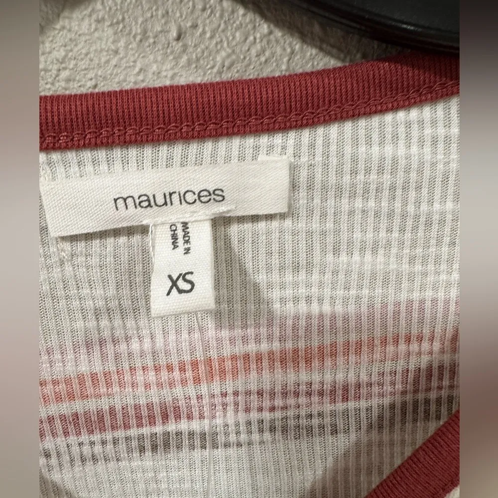 2/$10 NWT Maurice’s Heartland Henley Striped Tee - Image 4