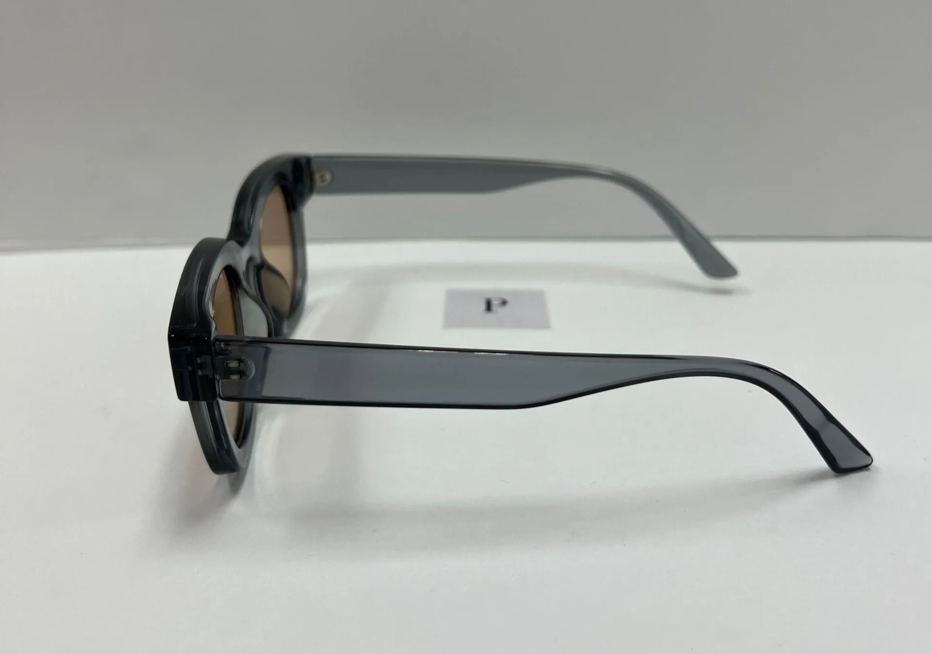 Large Square gray sunglasses / square sunglasses - Image 3