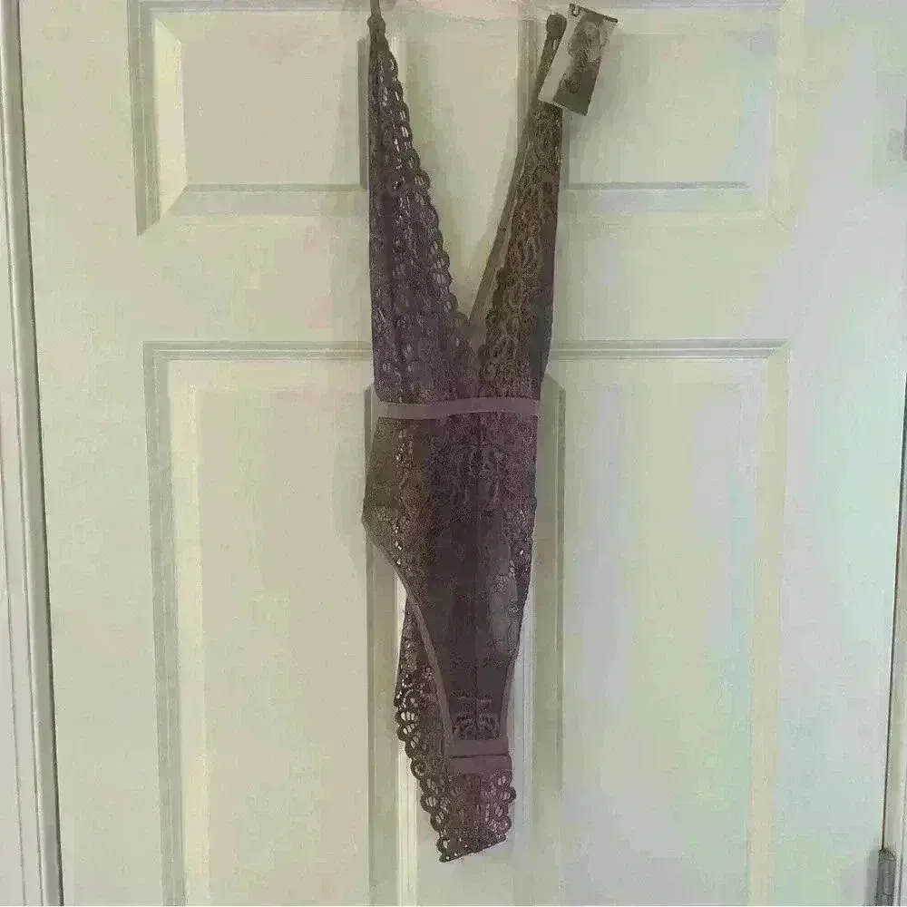 Escante NWT Adorable Criss - Image 13