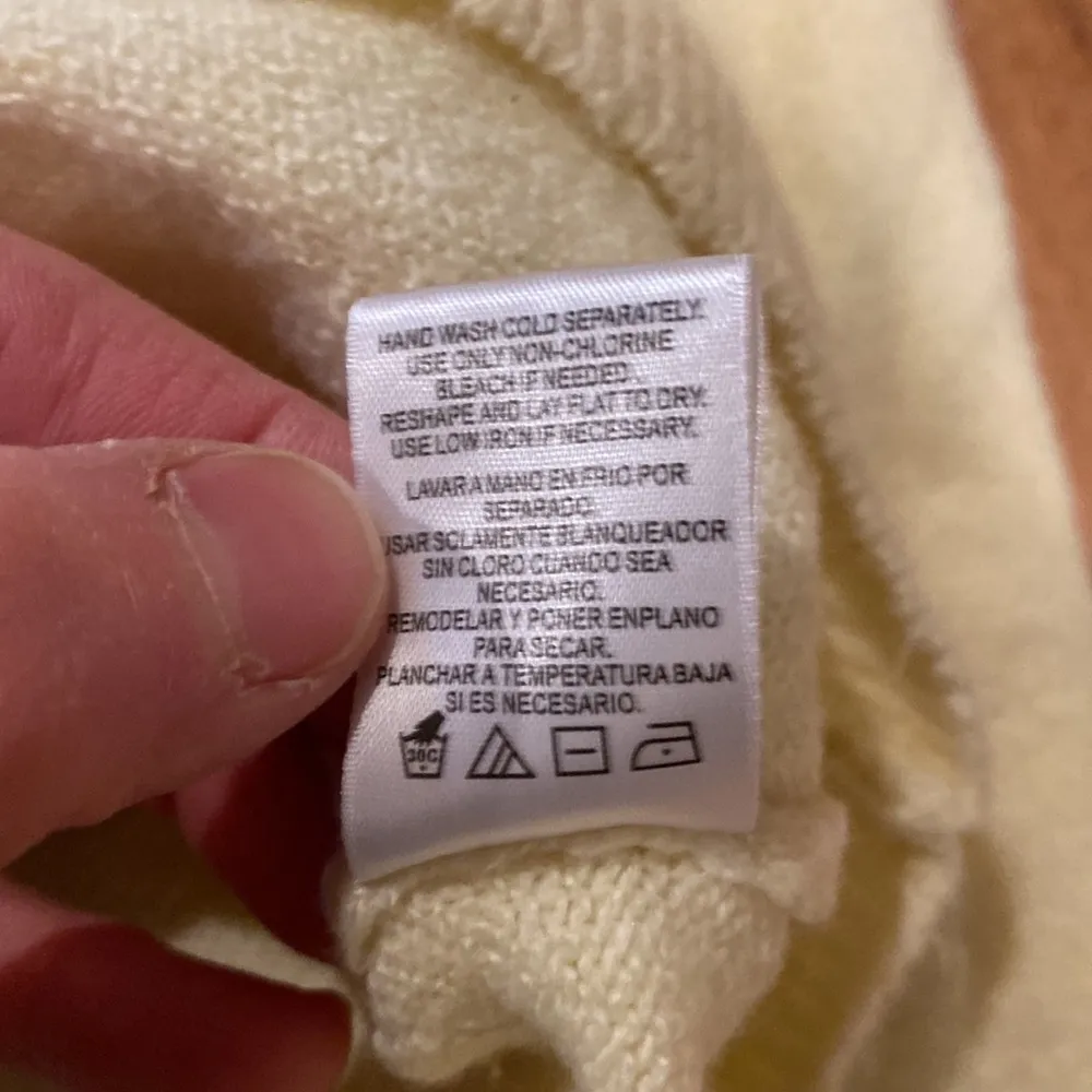 Vince Camuto Crew Neck Light Yellow Long Sleeve Comfy Sweater EUC Sz XL Acrylic - Image 7