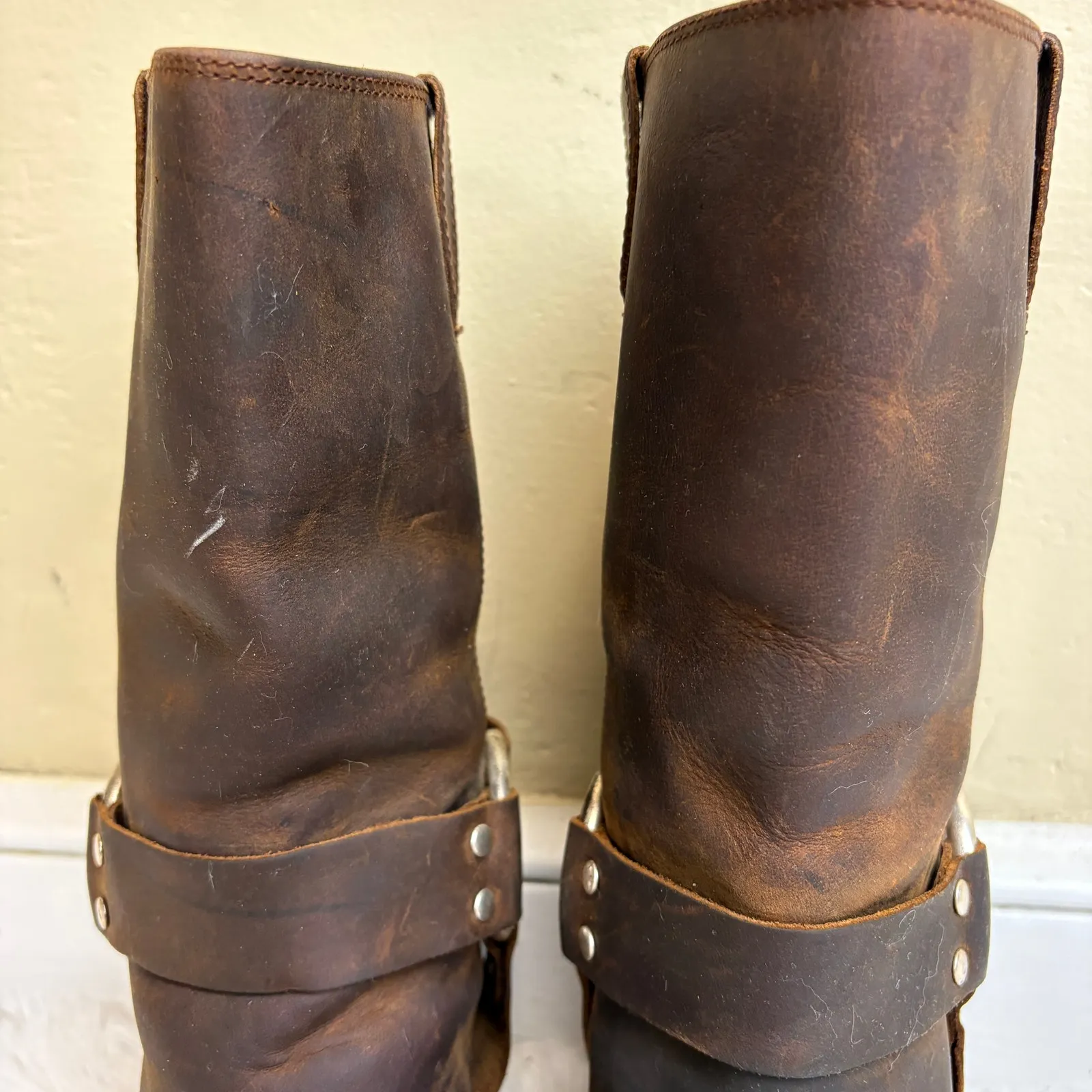 Michael Kors MMK Oiled Leather Harness Heeled Boots Size 7 - Image 8