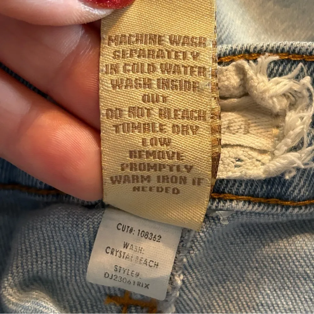 Altar’d State Distressed Light Wash Denim Jeans size 25/1. - Image 11