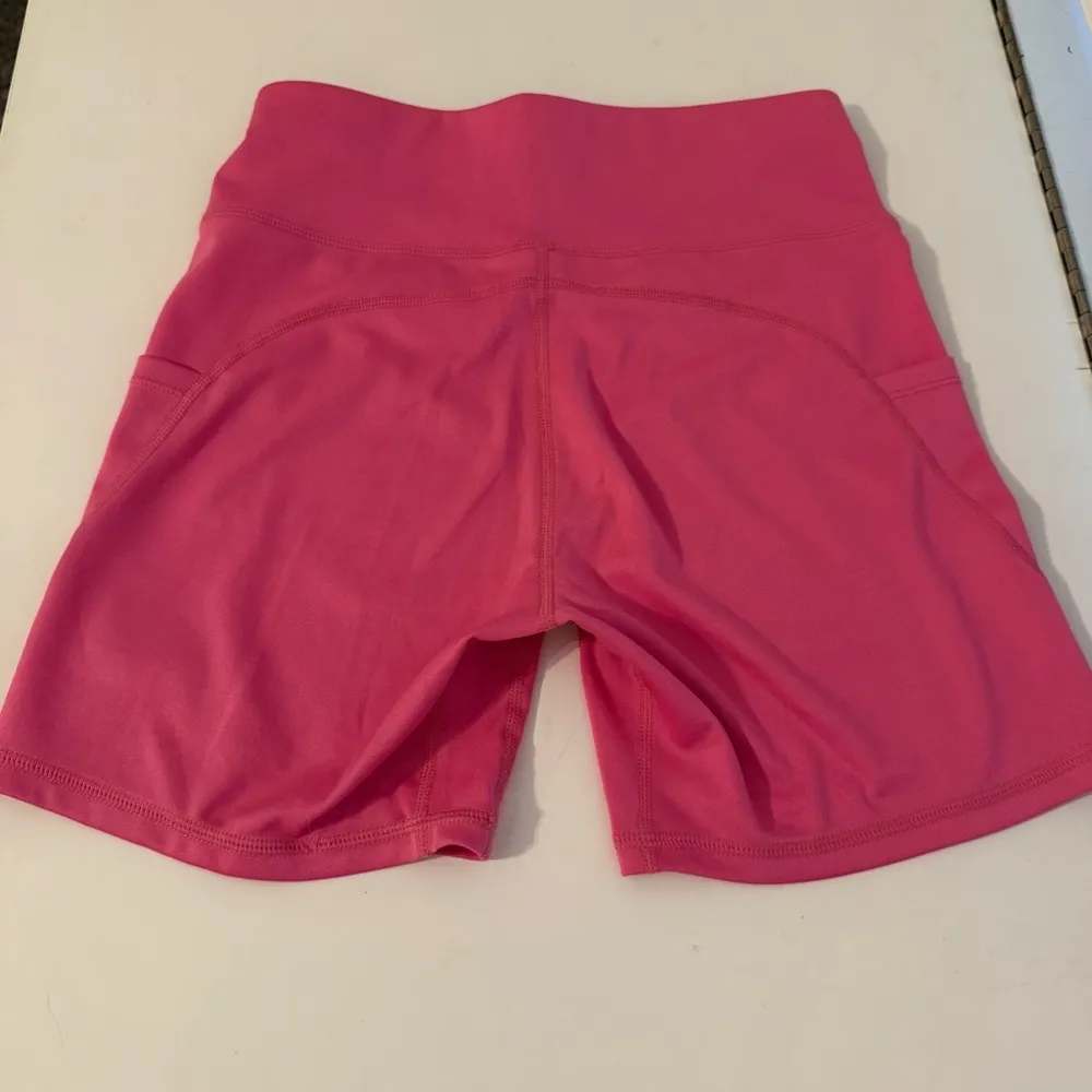 Women’s 5” Pink Biker Shorts With Pockets Size Medium - Image 8