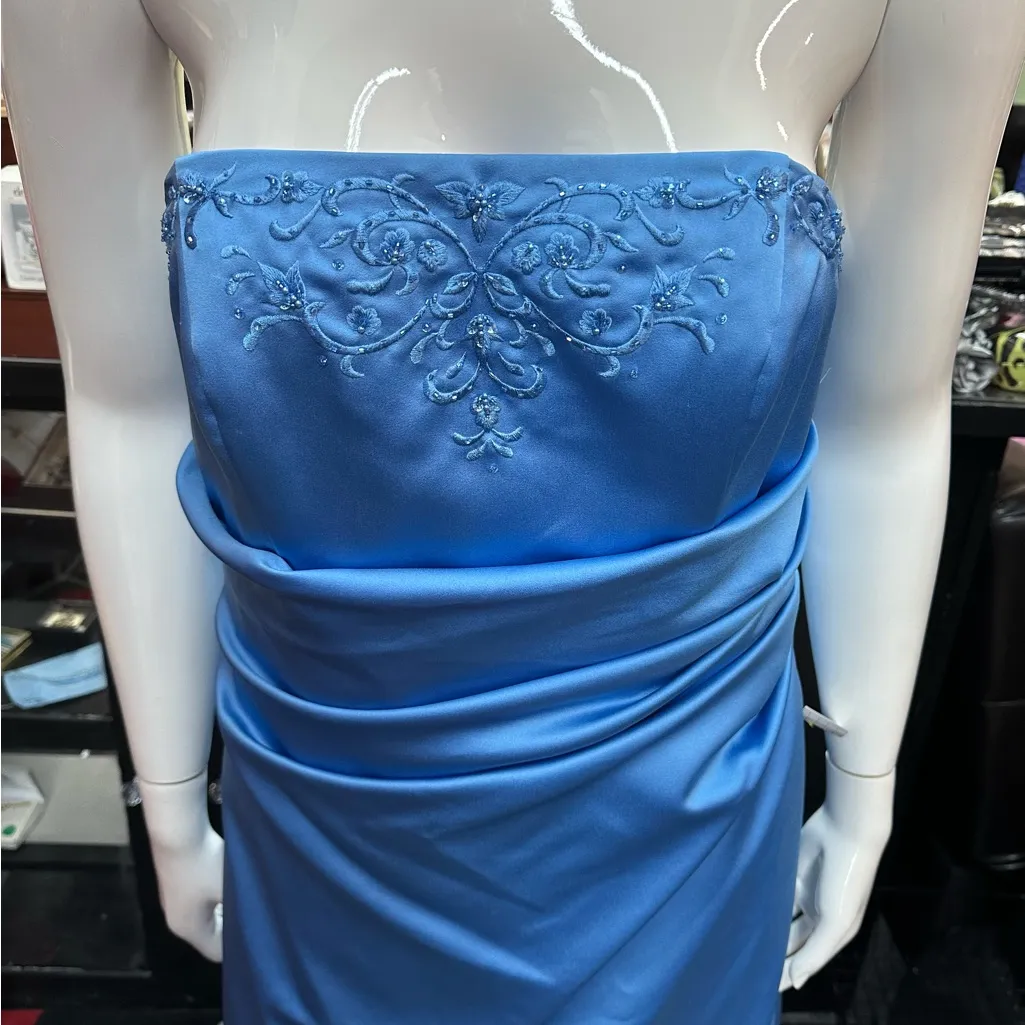 David’s Bridal sz 14 blue long formal dress - Image 3