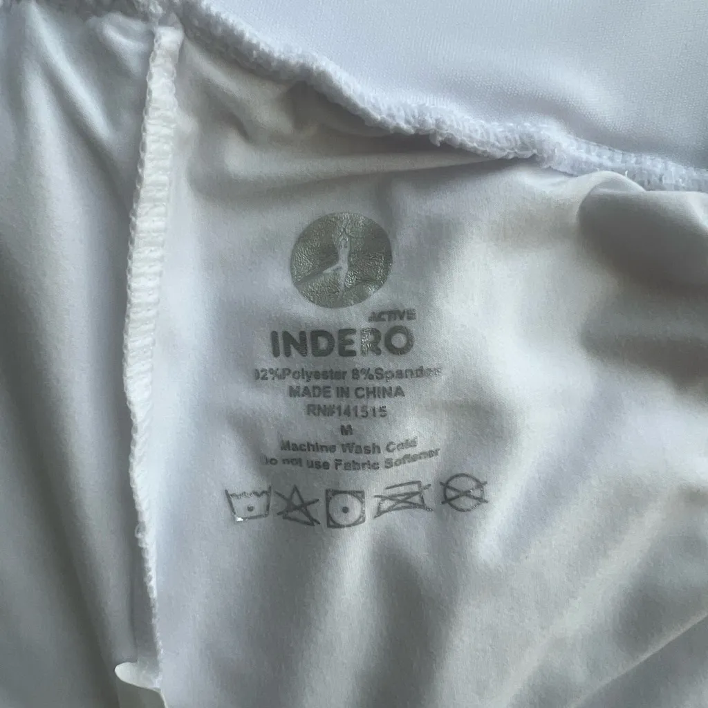 Indero Gold Skirt Woman’s Medium White Pleated‎ Skirt Gold plated Skirt Size undefined - Image 3