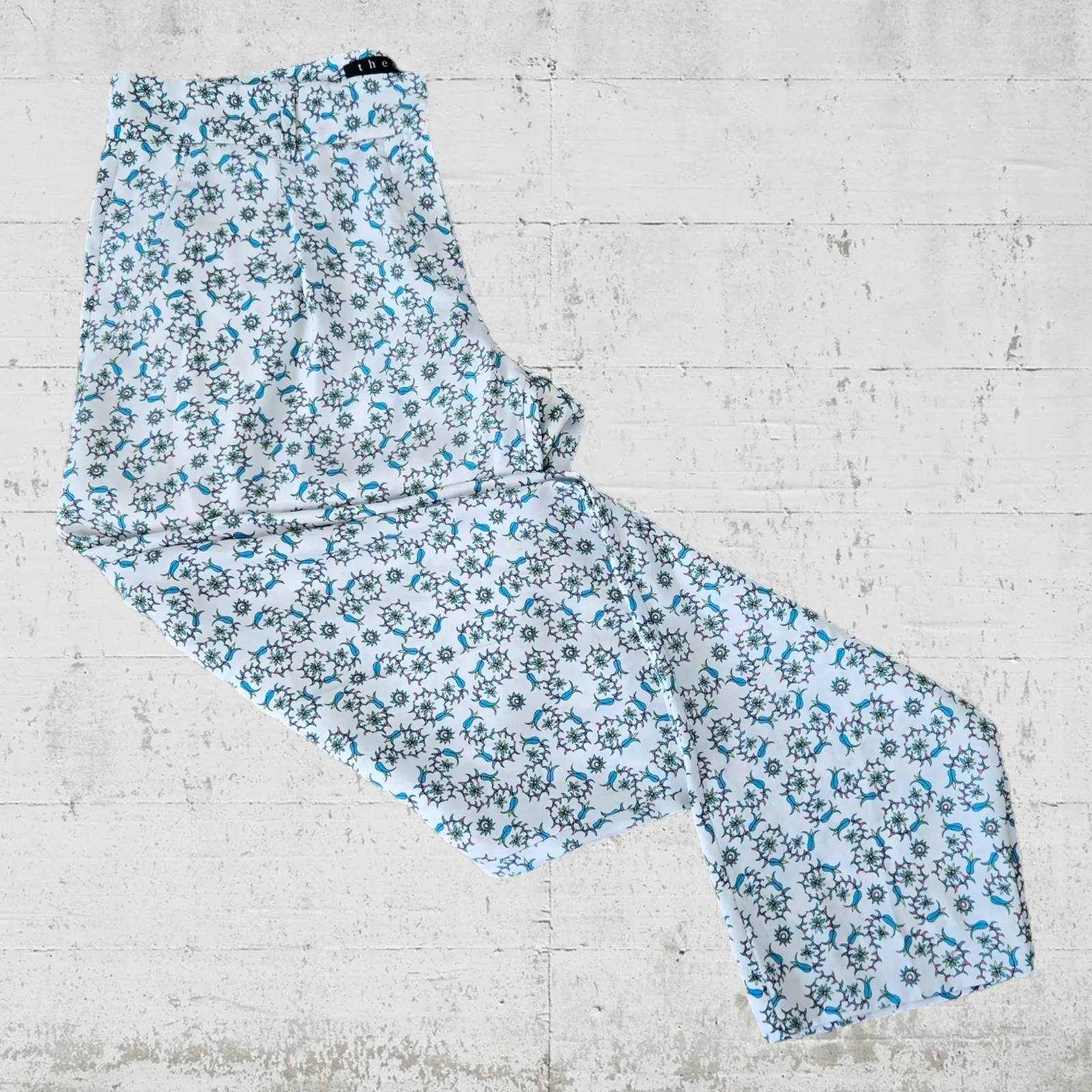Theory White Blue Floral Silk Mid Rise Tapered Boho Whimsy Pants Trousers Size 0 - Image 9