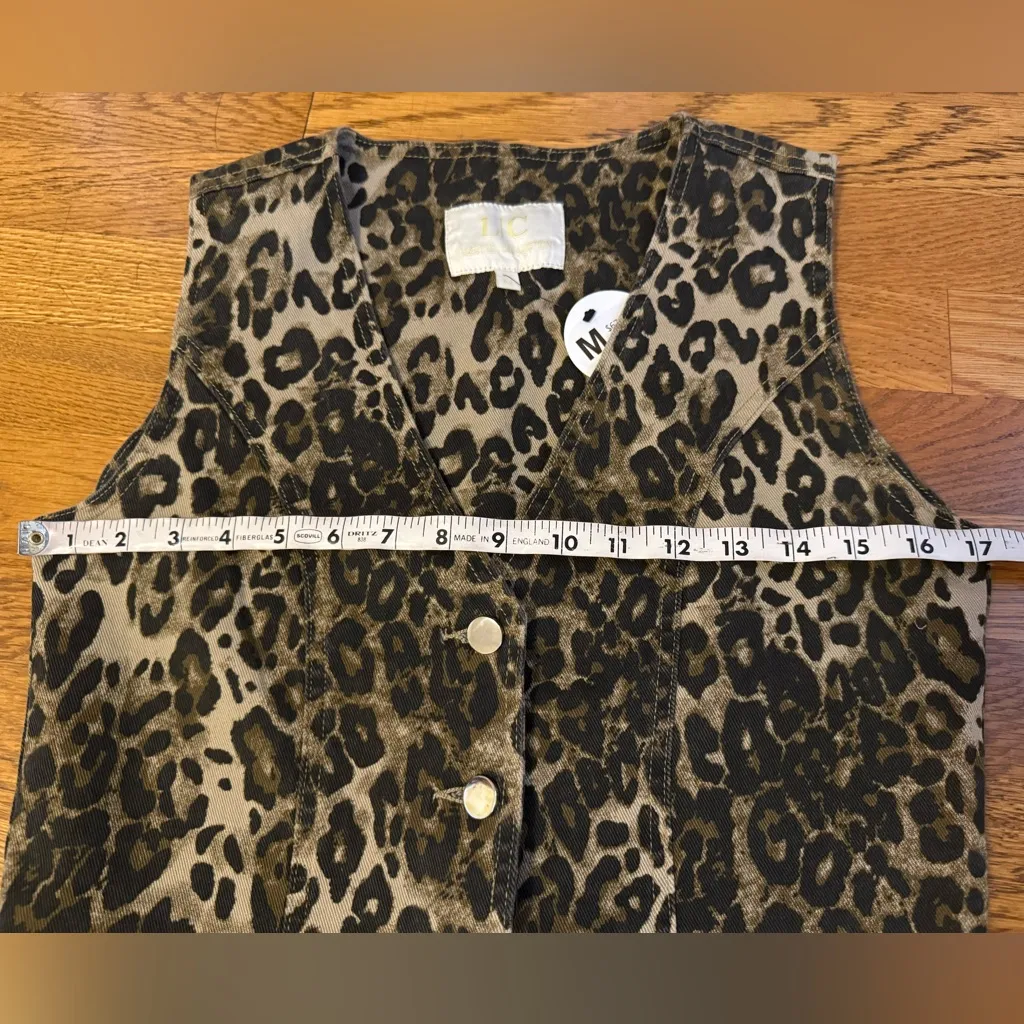 Chic Leopard Print denim waistcoat - Image 8