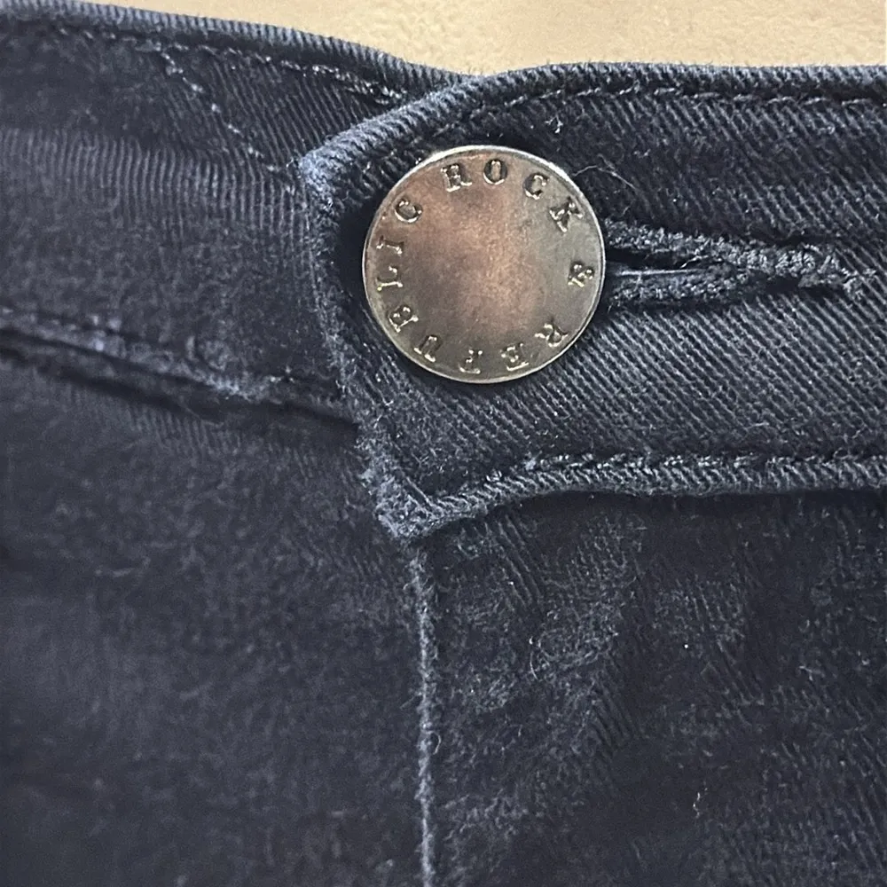 Rock & Republic Kendall Black Mid Rise Cropped Stretch Denim Jeans Womens 2 - Image 10