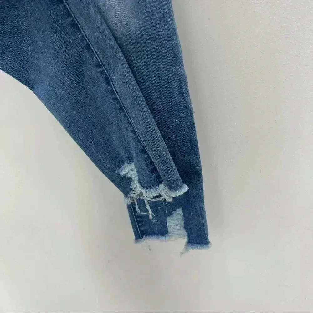 Madewell 9" High-Rise Skinny Jeans in Ontario Wash: Distressed-Hem‎ Editi… - Image 7