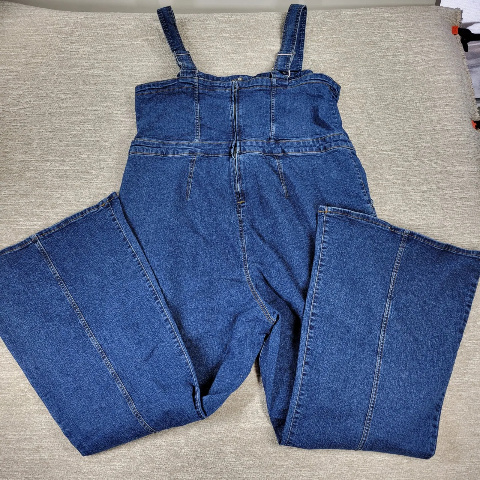 AVA & VIV Jeans Overalls Jumpsuit Size 20 Bell Bottom Flare Leg Button Front - Image 4