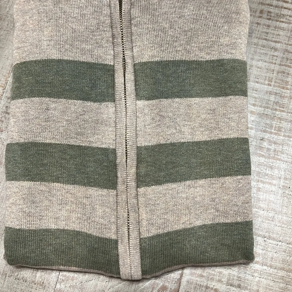 3/$25 Gap size Small Women’s khaki/gray & green Striped Full Zip Hoodie Sweater - Image 7