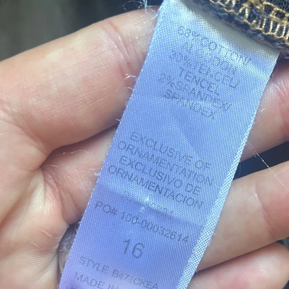 Democracy Blue Denim Jean Shorts Stretch Casual Summer Classic 16 - Image 3