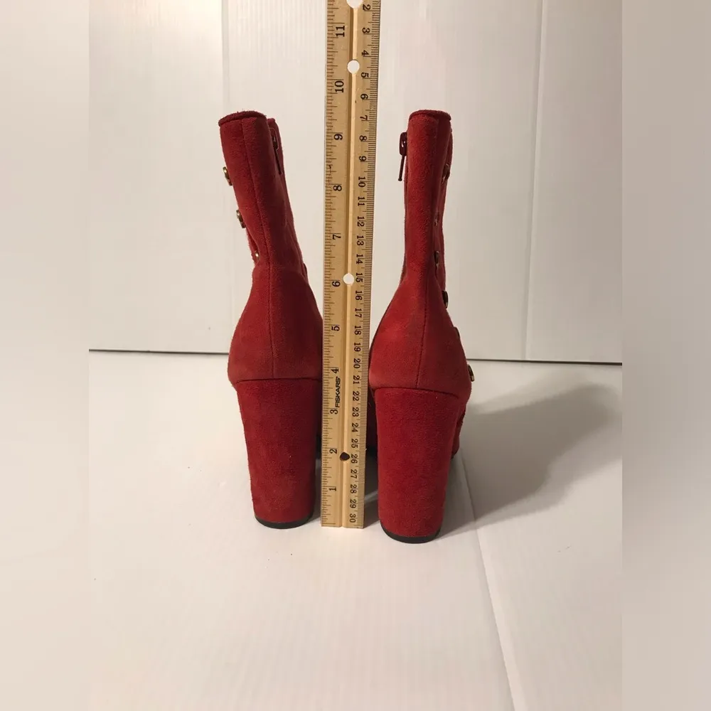 GUESS red suede ankle boots block heel zip up size 7 M - Image 7