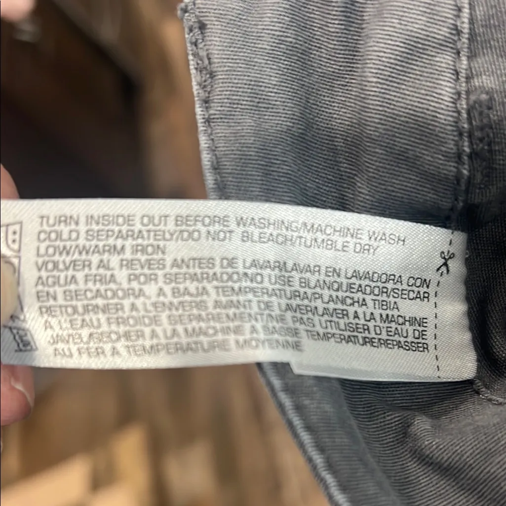 UNIONBAY Gray Ankle Cropped Jeans, Size 1 - Image 12